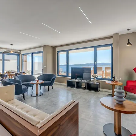 Luxury Aristippos Villa